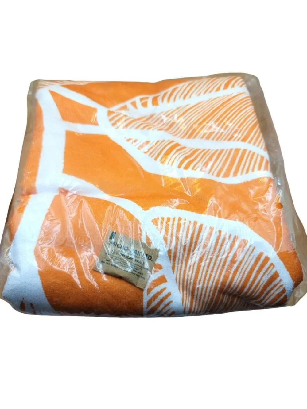 Round Towel 57in 145cm Orange White Floral Summer and Rose Beach Pool NWT jj3508